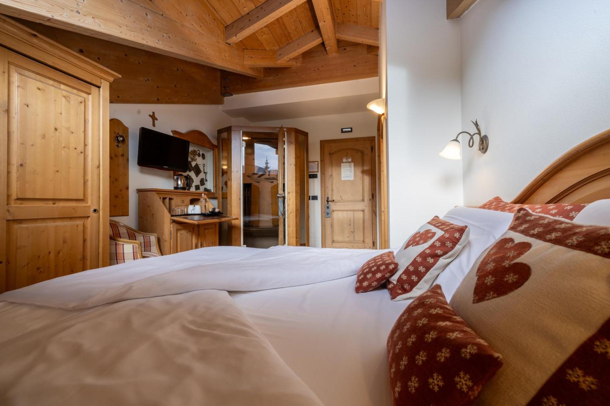 Camana Veglia Hotel Livigno Exterior photo