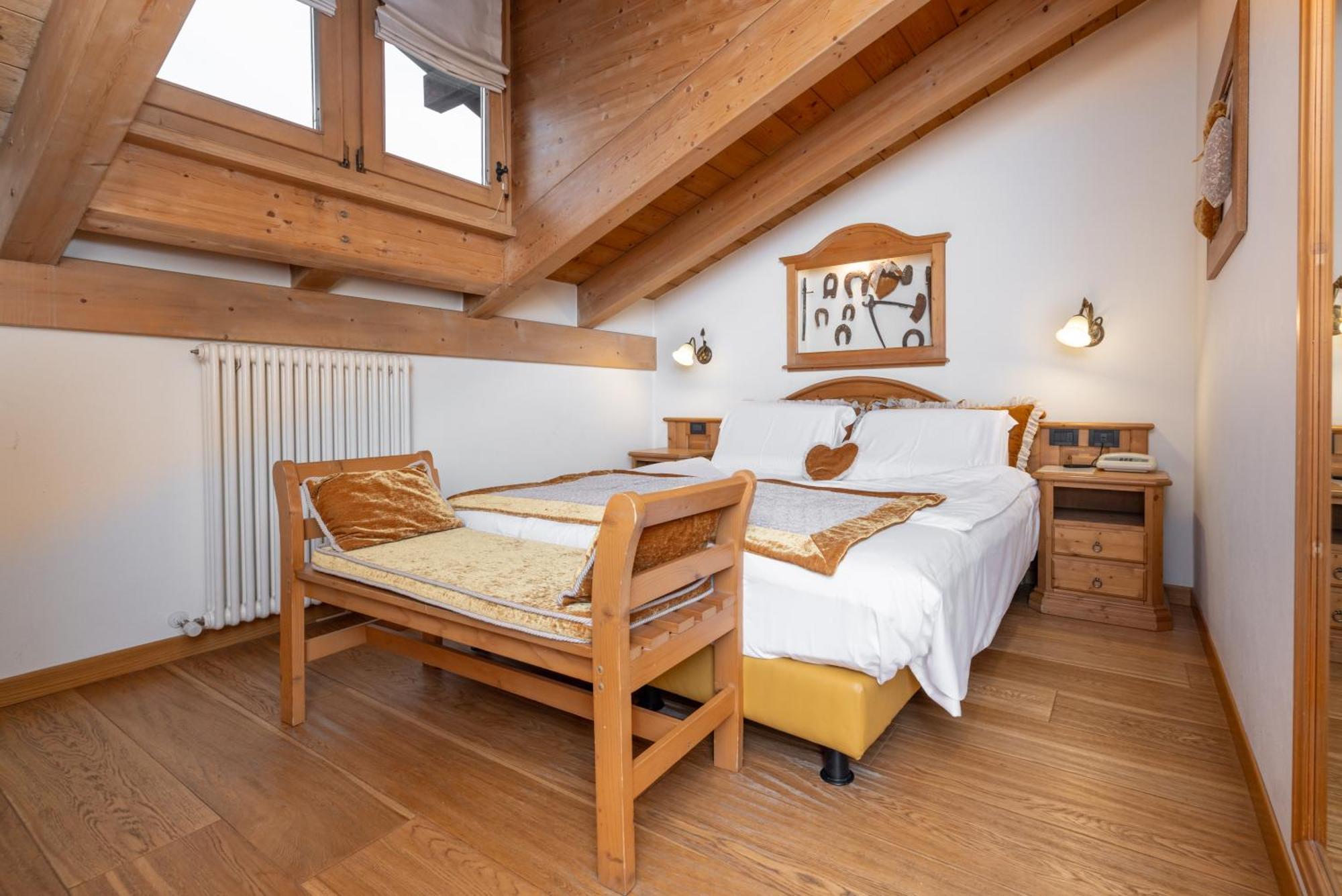 Camana Veglia Hotel Livigno Exterior photo